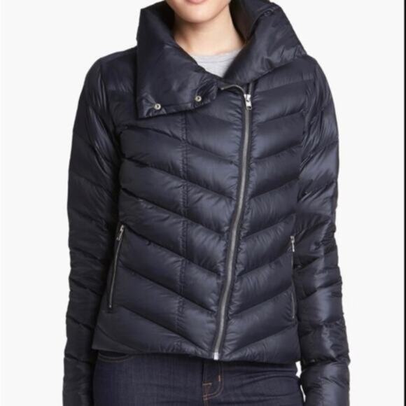 PATAGONIA Worn Wear Prow Down Puffer‎ Jacket. Navy Blue. Size Small - Picture 2 of 13